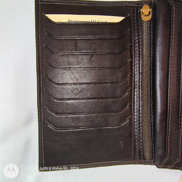 Unique Folding Brown Leather Wallet from CLC Never Used!! - Picture 16 of 16